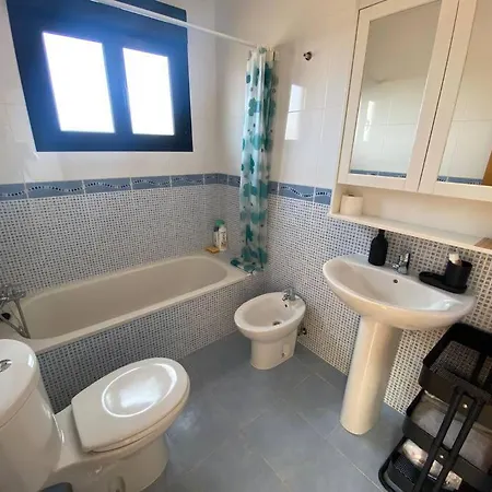 Casa Jazmines بيت للعطل لاجاريس